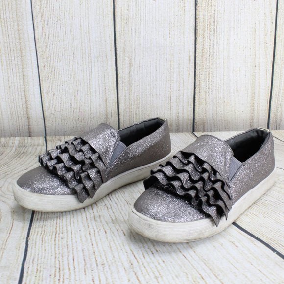 KENNETH COLE Kam Ruffle Pewter Slip-on Shoes Sz 2 - Picture 3 of 9